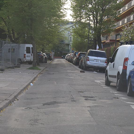 Dziur w budecie nie mamy - dziurawych drg w nadmiarze...