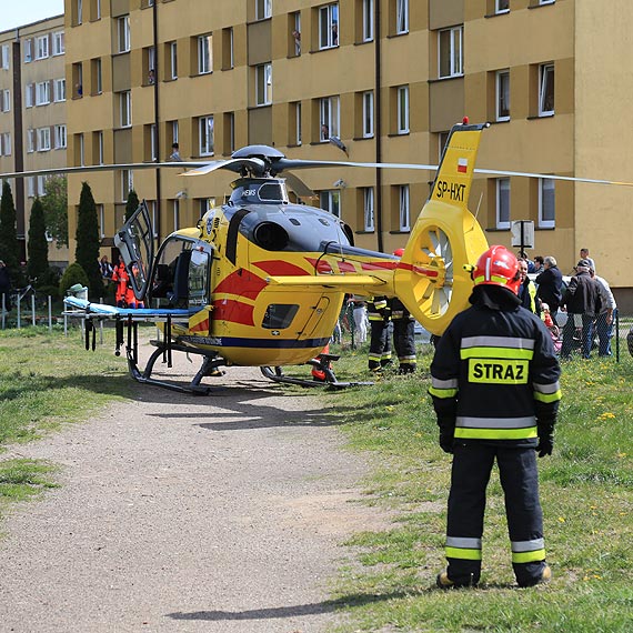 Helikopter LPR wyldowa midzy blokami aby ratowa ludzkie ycie! Niestety, kobieta nie przeya… Zobacz film!