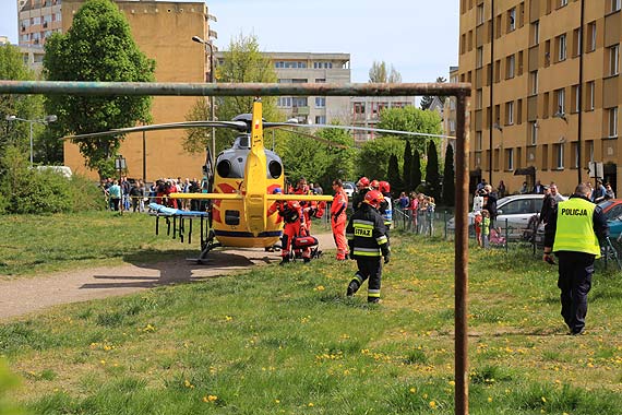 Helikopter LPR wyldowa midzy blokami aby ratowa ludzkie ycie! Niestety, kobieta nie przeya… Zobacz film!