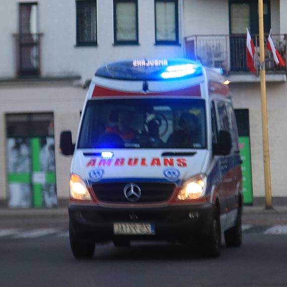 Poniosa go ukraiska fantazja. Mczyzna majc dwa promile, zderzy si z samochodem