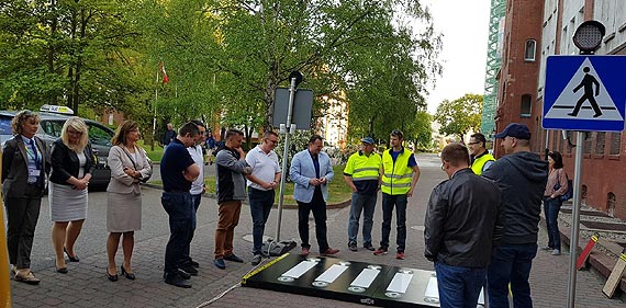 Bezpieczestwo. Aktywne przejcia dla pieszych