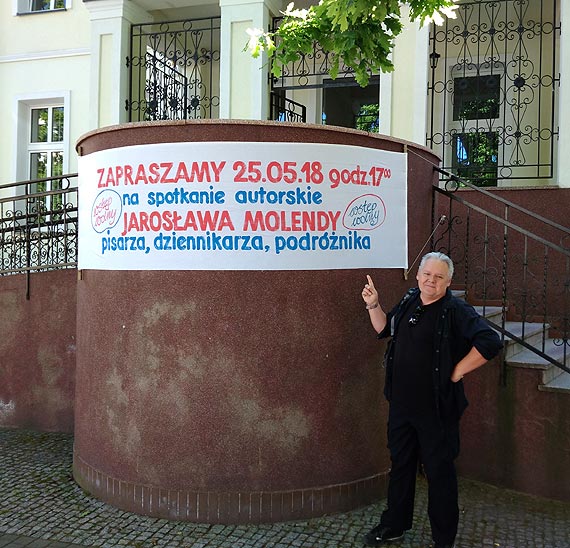 Miejska Biblioteka Publiczna zaprasza na spotkanie z pisarzem i podrnikiem Jarosawem Molend
