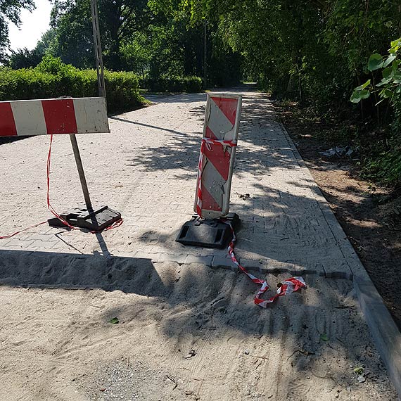 Wydają 1,6 miliona na remont ulicy Łęgowej. Jak się okazuje bez instalacji odprowadzającej wody deszczowe