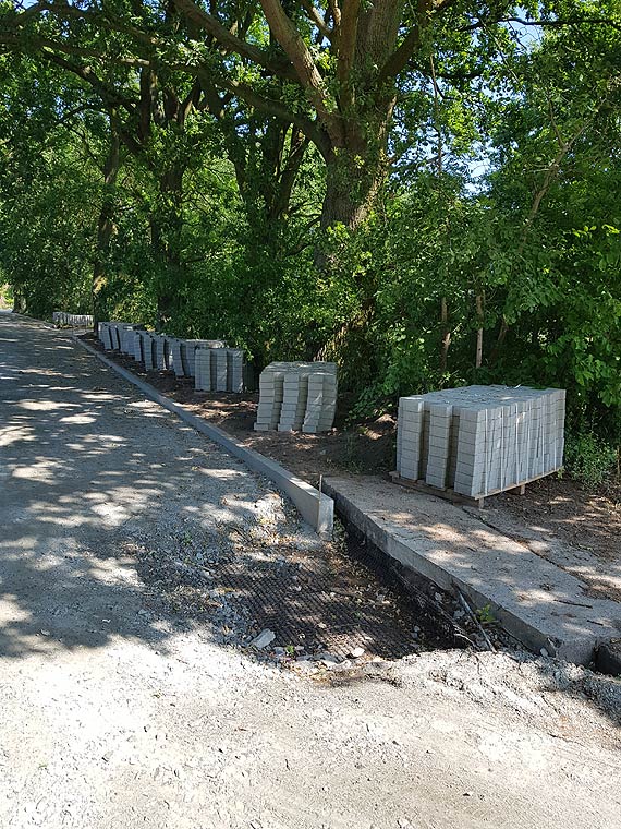 Wydają 1,6 miliona na remont ulicy Łęgowej. Jak się okazuje bez instalacji odprowadzającej wody deszczowe