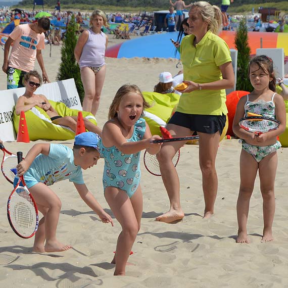 Tenis na play? Czemu nie? Akcja „Dzieciaki do Rakiet” udowadnia, e nawet to jest moliwe 