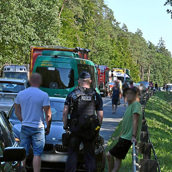 Przez kierowc BMW mogli zgin. Powane zdarzenie drogowe za Midzyzdrojami. S poszkodowani