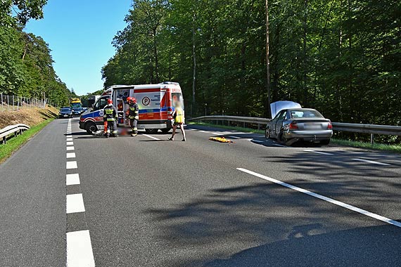 Przez kierowc BMW mogli zgin. Powane zdarzenie drogowe za Midzyzdrojami. S poszkodowani