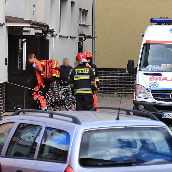 Cztery wozy straackie przyjechay na interwencj. Przyczyn alarmu okazaa si przypalona patelnia