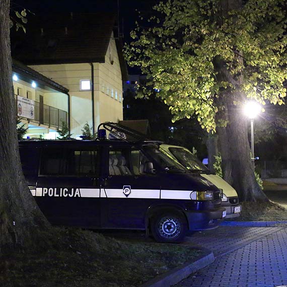 Brawurowa akcja w winoujciu! Antyterroryci otworzyli ogie za uciekajcym mczyzn!