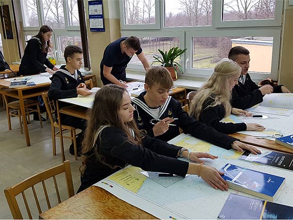 Zespół Szkół Morskich otrzymał środki na zakup pomocy dydaktycznych - sponsorem jest Zarząd Morskich Portów Szczecin i Świnoujście
