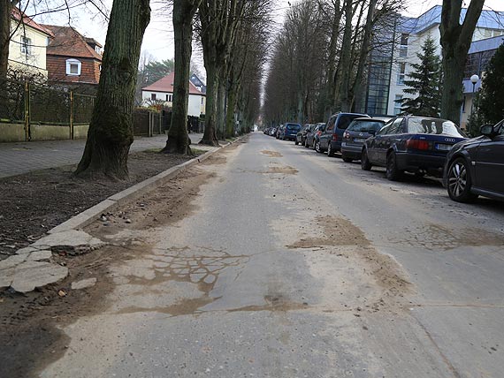 Nowe powstaje, stare jest niszczone