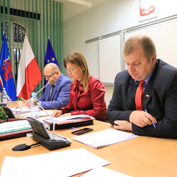 Jacek Jurkiewicz zoy rezygnacj z pracy w prezydium Rady Miasta. Zostaa przyjta