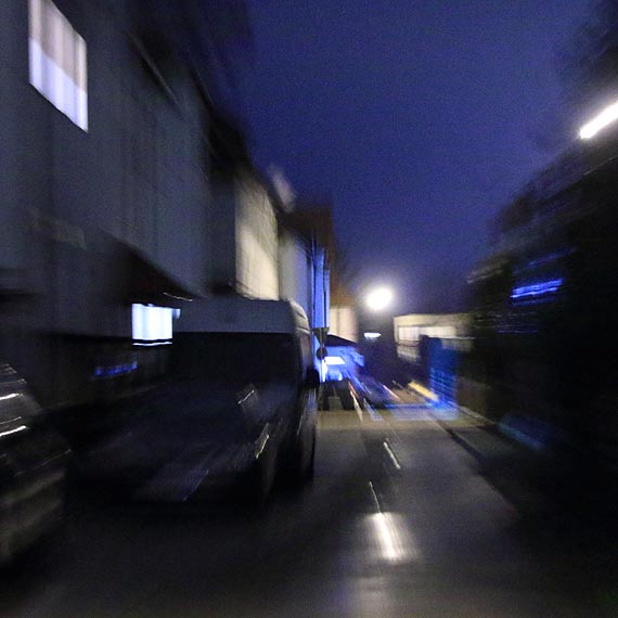 Mczyzna prbowa zacign do klatki schodowej 13-letniego chopca 