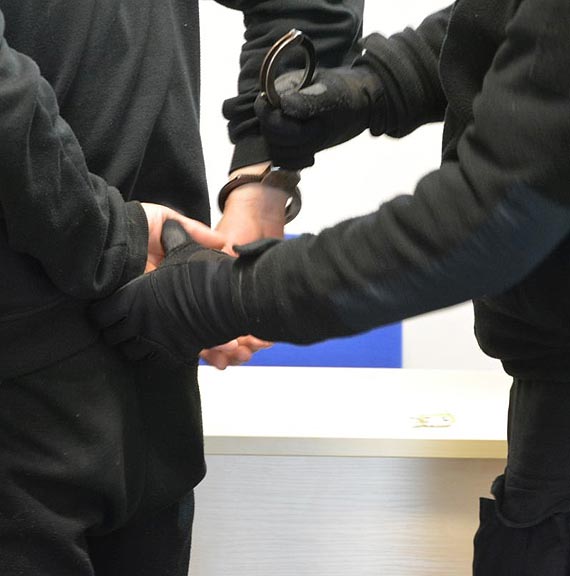 Poszukiwany listami goczymi recydywista z dwoma promilami spowodowa kolizj