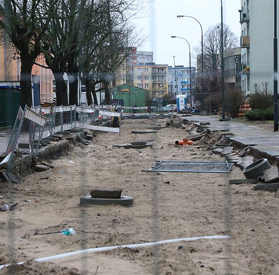 Marsz przez potki ulic Batalionw Chopskich