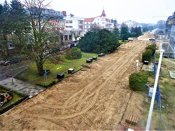 Promenada Historyczna bdzie biao-czerwona