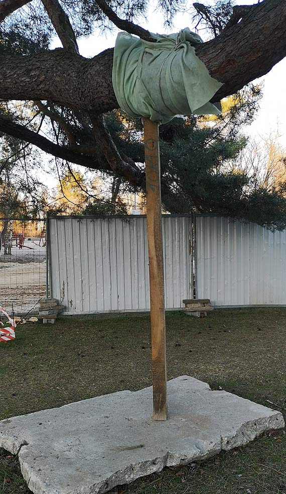 Czytelnik: Urzdnicy, zachowajcie jaki umiar w niszczeniu!