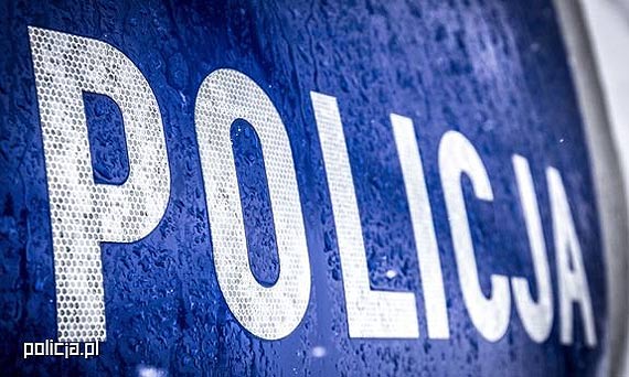 winoujscy policjanci reanimowali nieprzytomnego 65-latka