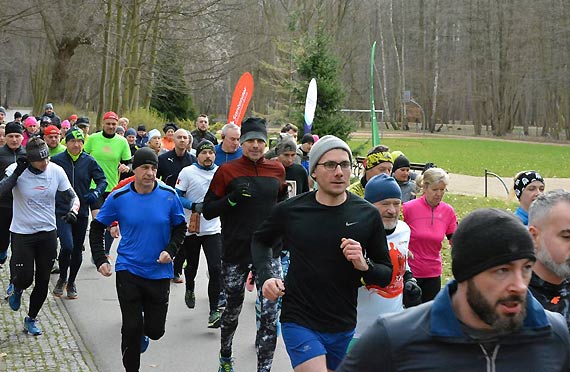 Parkrunowi wolontariusze - optymizmem rozwiewaj wszelkie chmury