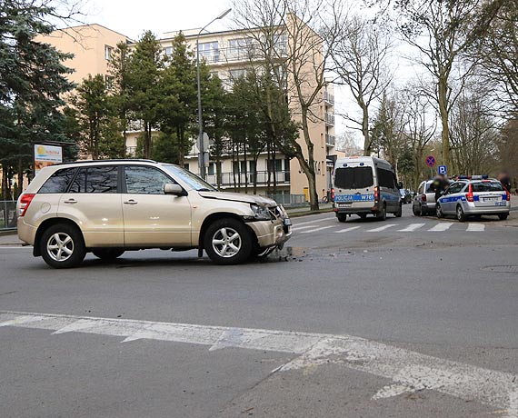 Kolizja na skrzyowaniu Matejki z Sienkiewicza 