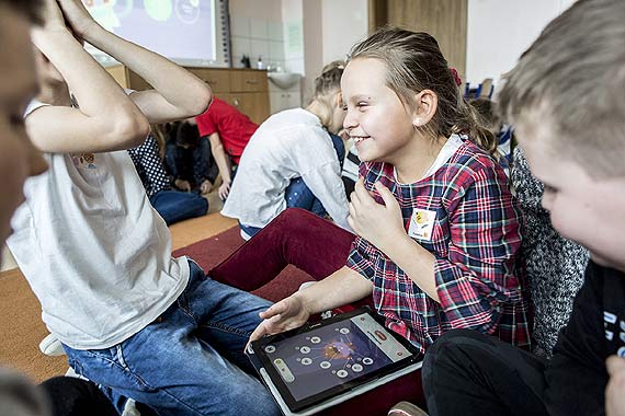 Kolejne 300 szk bdzie rozwija  cyfrowe umiejtnoci z Fundacj Orange