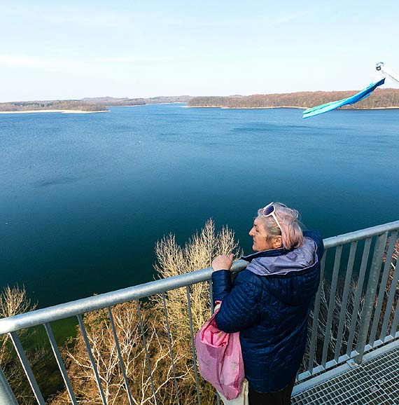 Wiea widokowa i pomost. Isko z nowymi atrakcjami