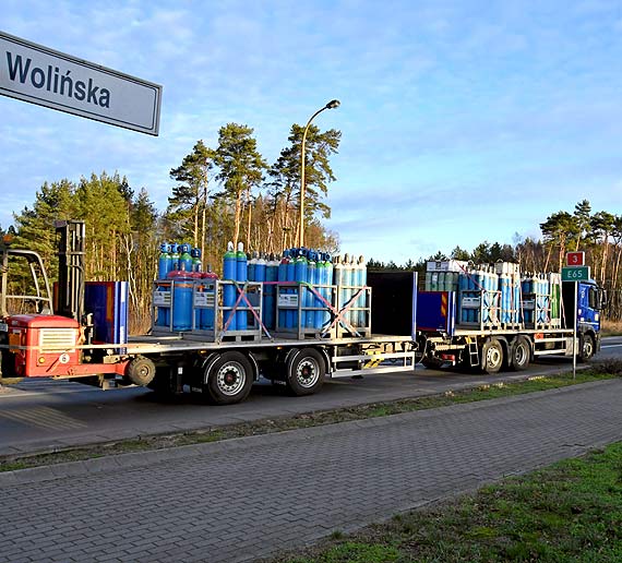 Cysterny zaparkuj na Warszowie