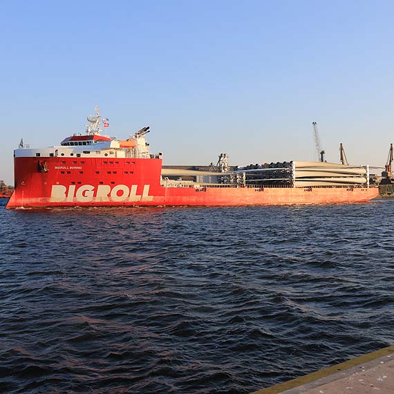 Euroterminal w winoujciu umacnia si na pozycji lidera obsugi komponentw elektrowni wiatrowych i rynku offshore. Zobacz film!