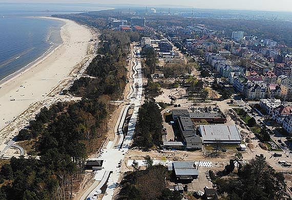 Promenadowe wykopki za 50 mln z trwaj w najlepsze...