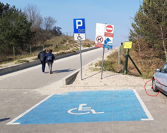 Czytelnik o strażniku miejskim: Usłyszałem, żebym się przespacerował