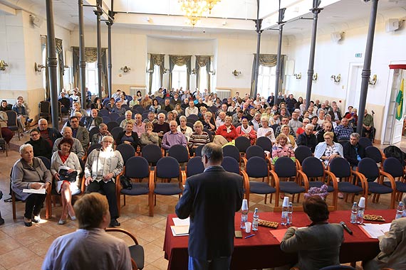 Dziakowcy R.O.D. „Bursztyn” za realizacj planw zarzdu ogrodu w kolejnych latach