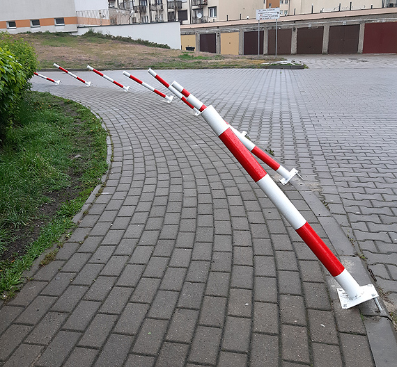 Komu si widocznie nie spodobay
