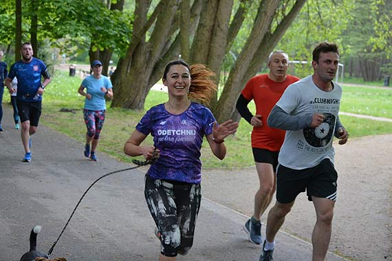 Najkrcej na trasie 149. parkrunu - przebywa Robert i Ania