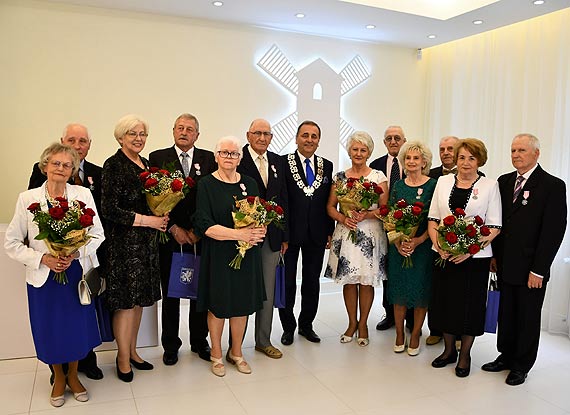 Kwiaty i najlepsze yczenia dla Jubilatw