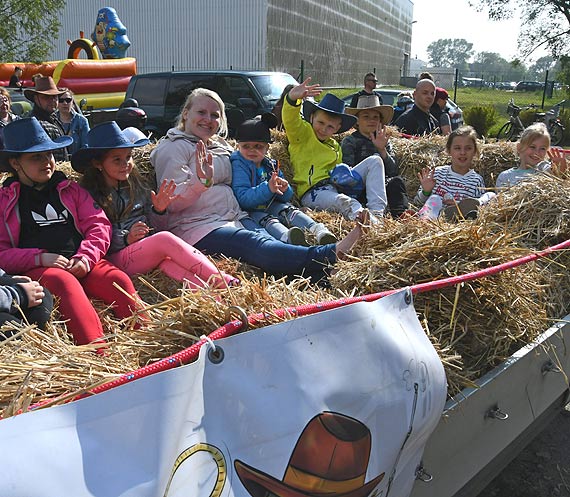 VI  Integracyjny Cowboy Festyn czyli Dziki Zachd przy ul. Fiskiej. Zobacz film!