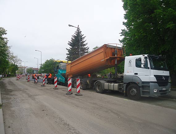 Nowy asfalt na Wybrzeu Wadysawa IV