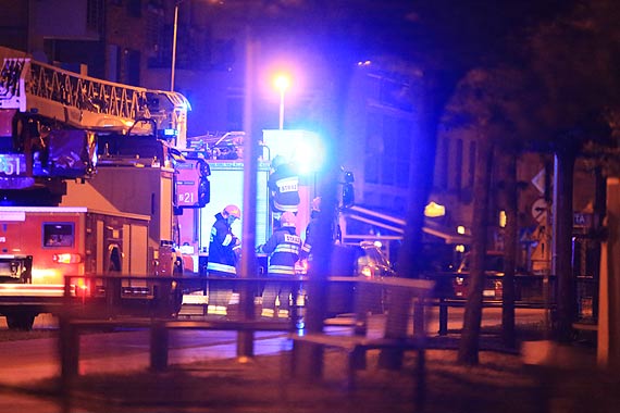 Dziecko uwizio matk na balkonie. Interweniowali straacy
