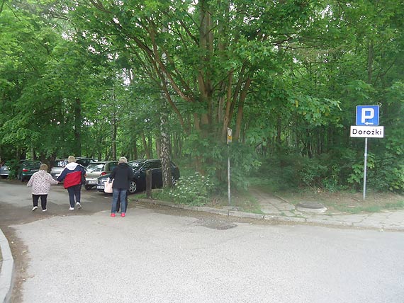 Parking przy ul. Batyckiej jest niewykorzystany