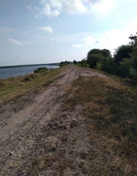 Czytelnik o fatalnym stanie wau przeciwpowodziowego