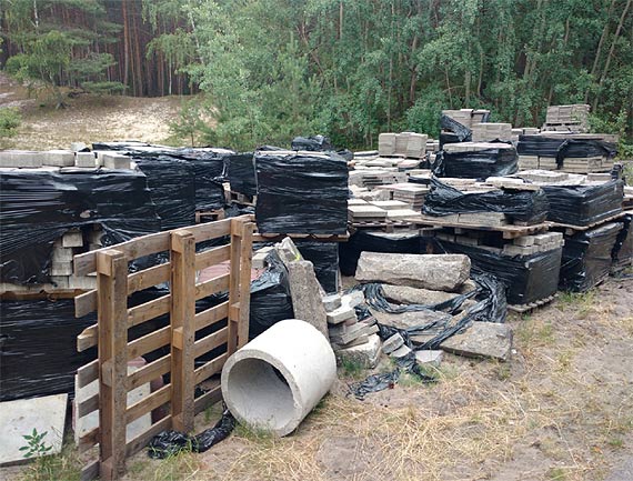 Przejście pomiędzy ul. Chodorowskiej a ul. Bałtycką