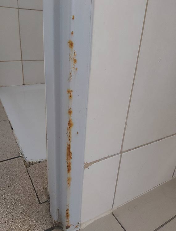 Gocie nie s zadowoleni ze stanu mariny