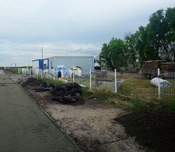 Nowa przystań w Łunowie. Teren ogrodzony i...