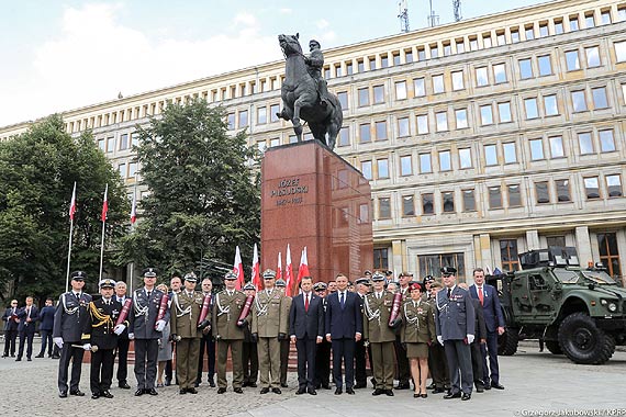 Dowódca 8.FOW mianowany na kontradmirała