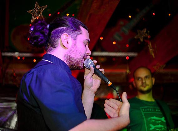 Muzyka, plaża i blokowiska