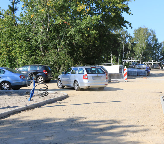 Czytelniczka: Nasza piękna promenada służy za parking