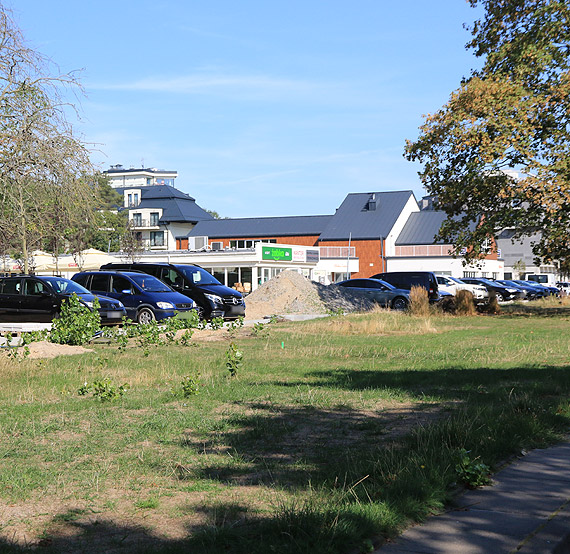 Czytelniczka: Nasza piękna promenada służy za parking