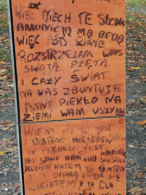 Czytelnik: Park Chopina wita: rasitowskimi napisami, penisami i oglnym syfem!