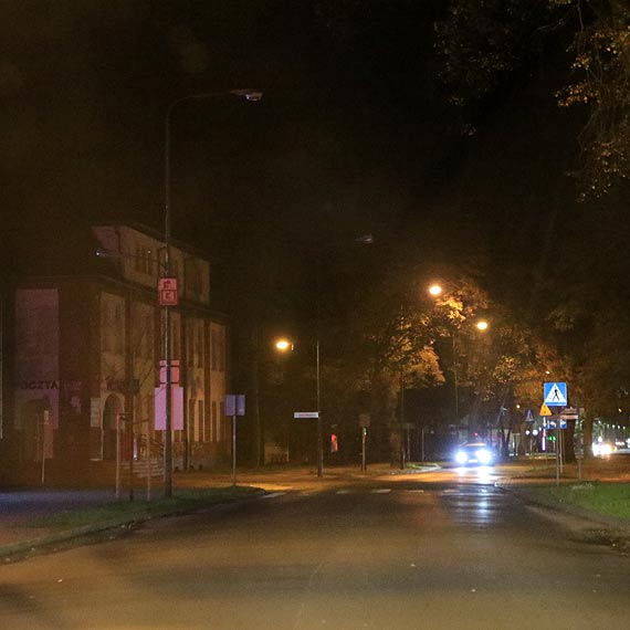 Czytelnik: Naraz przepalio si a tyle arwek? 