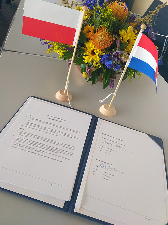 Współpraca z portem w Rotterdamie