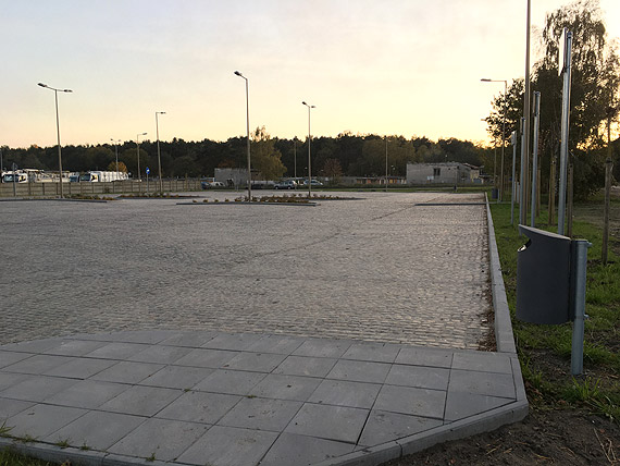 UM: Nowy parking przy cmentarzu. Dostępne jest 171 nowych miejsc postojowych